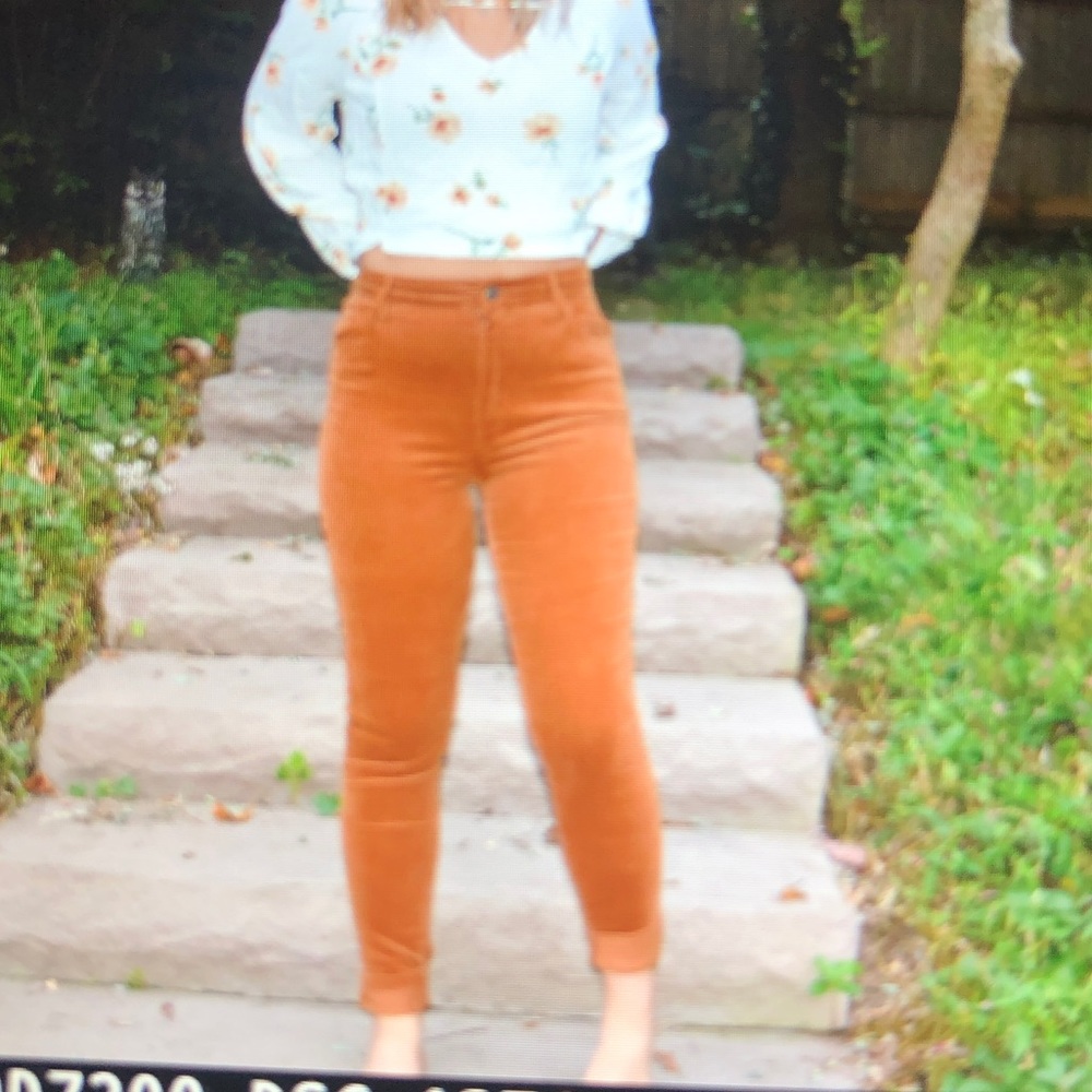 Stylish - Picture 6 of 6